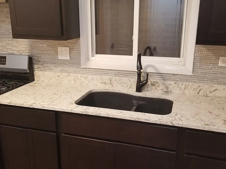 3410 W Franklin Blvd — Photo 3
