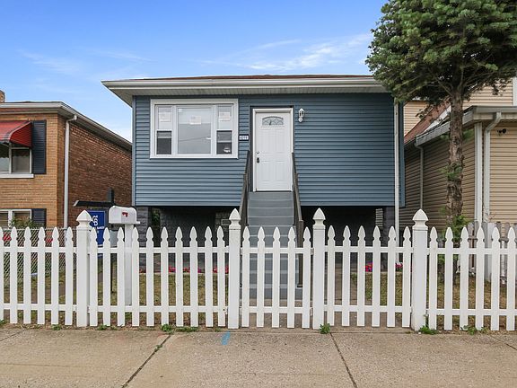3rd image of 4019 Drummond St