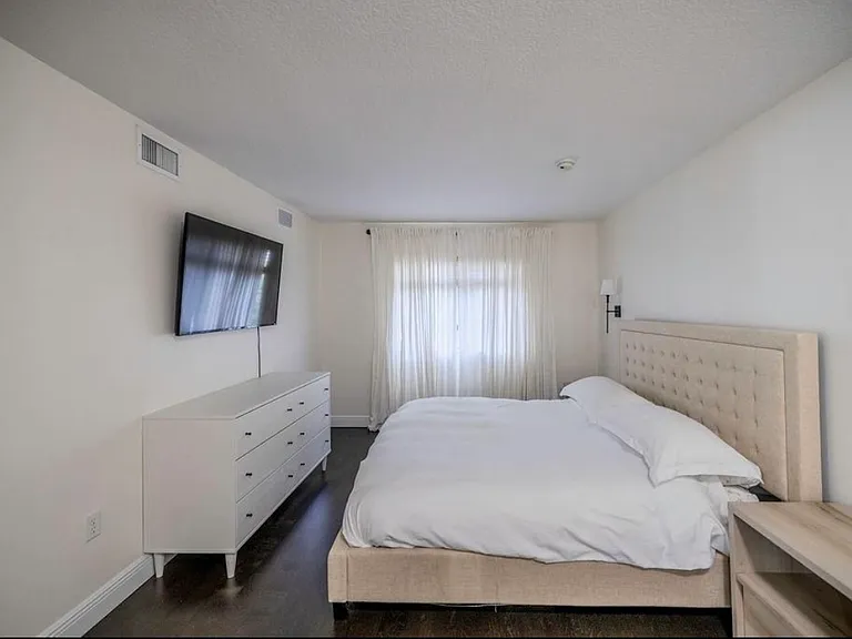 6245 SW 47th Mnr #101 — Photo 22