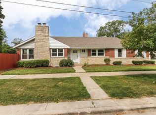 1946 N 76th Ave, Elmwood Park, IL 60707