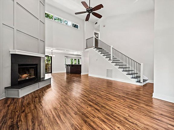 4th image of 2254 Pristine View Rd