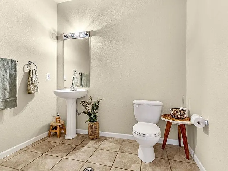 848 Wahsatch Rdg — Photo 24