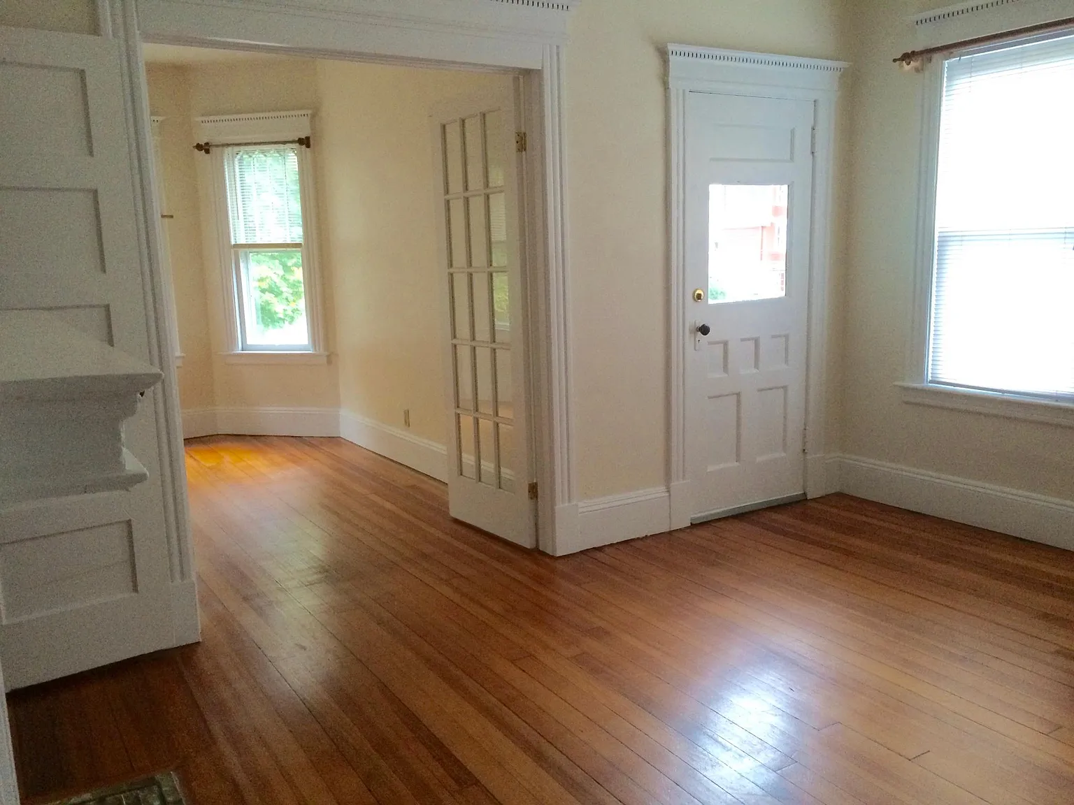 2 bed, 1400 sqft, $1,995 — Photo 2