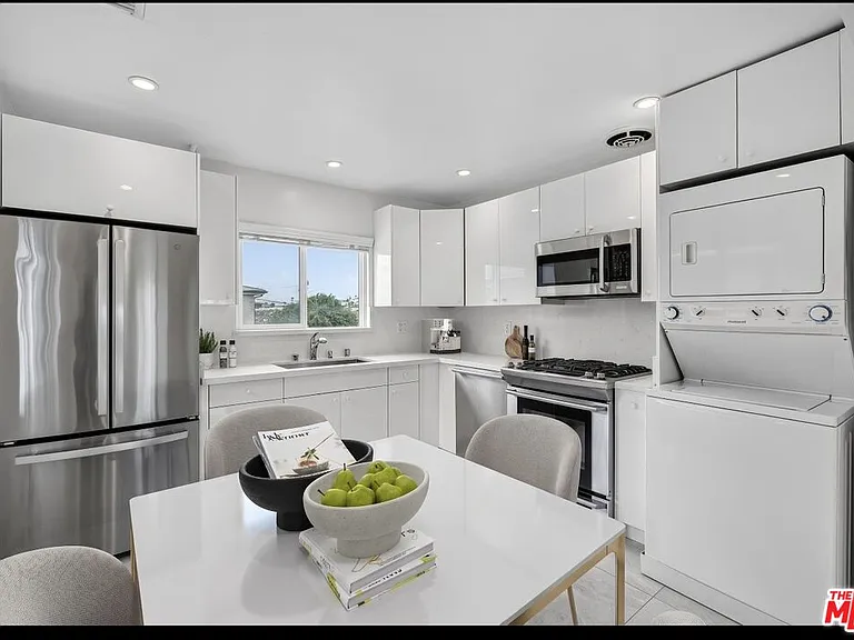 119 Paloma Ave #G — Photo 6