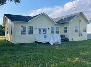238 Handy Ln, Pass Christian, MS 39571