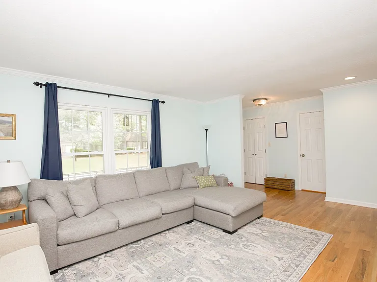 3421 Regiment Dr — Photo 7