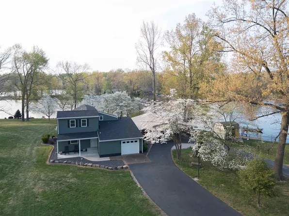 8801 Kingfisher Lake Rd, Maceo, KY 42355