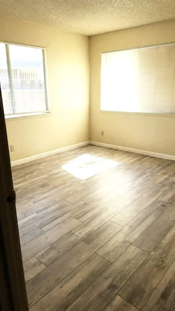 2 bed, $1,890 — Photo 4