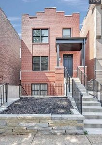 1045 S Taylor Ave, Saint Louis, MO, 63110