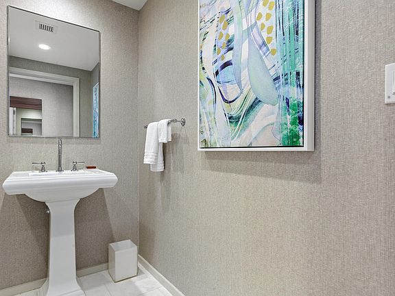 4th image of 551 N Fort Lauderdale Beach Blvd #R2001