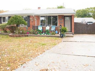 38236 Westvale St, Romulus, MI 48174