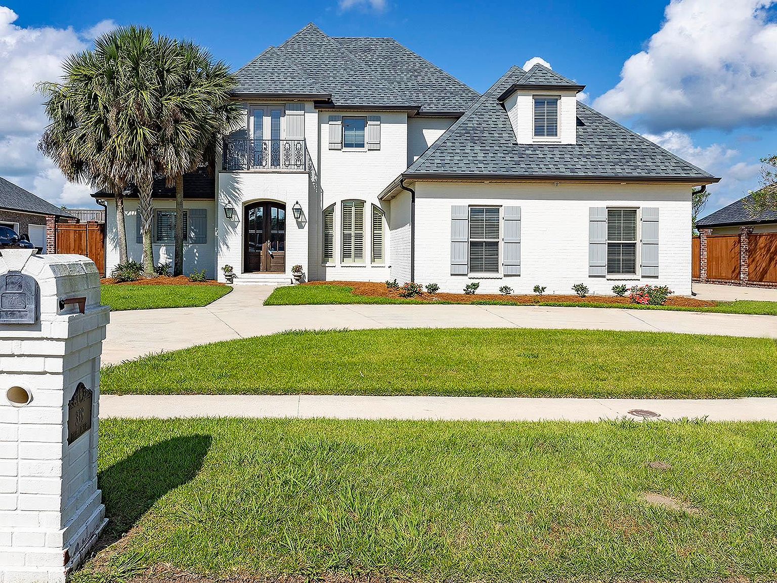 338 Tulip Dr, Houma, LA 70360 | Zillow