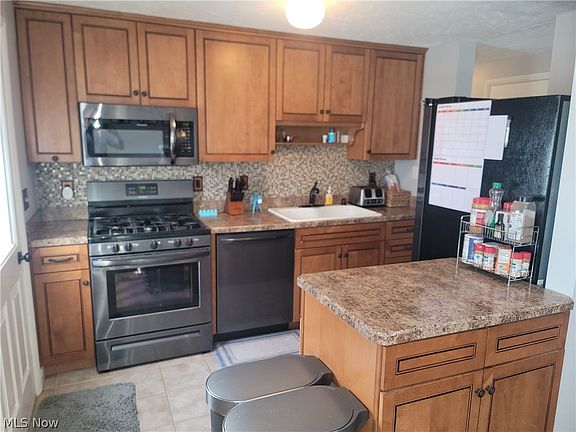 2nd image of 6505 Hudson Ave