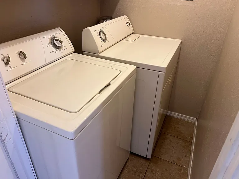 1200 N Cedar Ave #312 — Photo 11