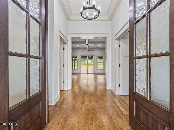 2nd image of 5914 John Dr #27