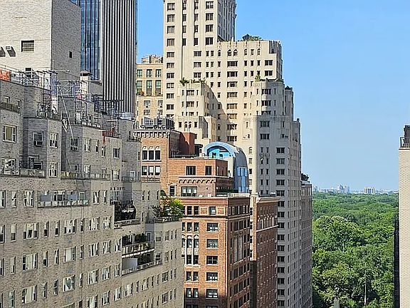 4th image of 77 W 55th St APT 19F