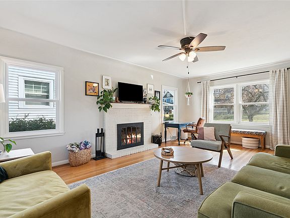 5th image of 2026 Bever Ave SE