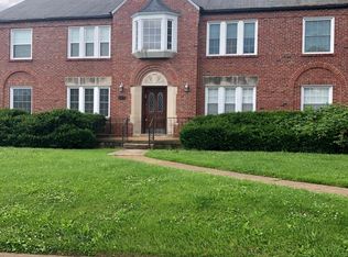 8012 Delmar Blvd APT 2E, Saint Louis, MO