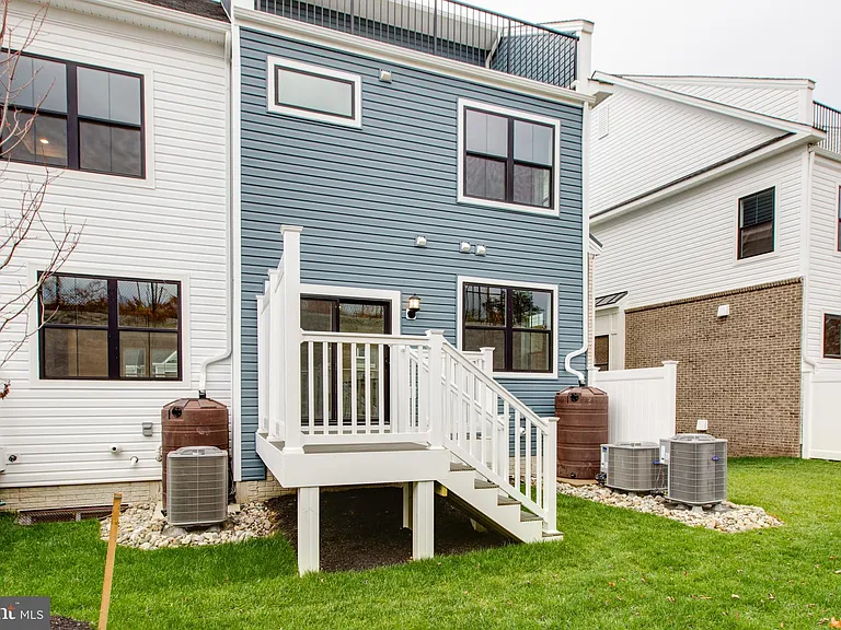 11448 Starlight Pl — Photo 45