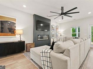 1170 Chastain Dr, Buford, GA 30518