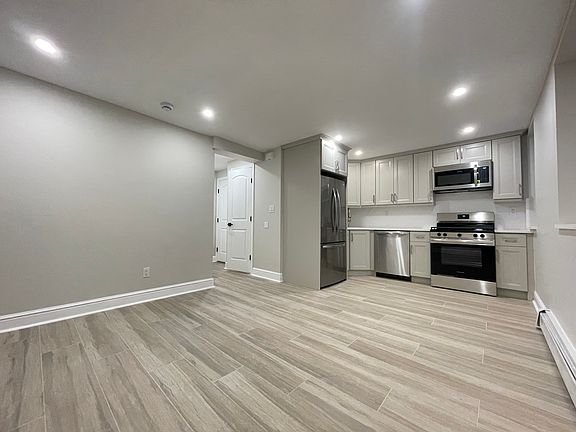 4th image of 23-56 32nd St #B