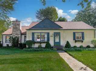 4395 White Acres Rd, Clarence, NY 14031