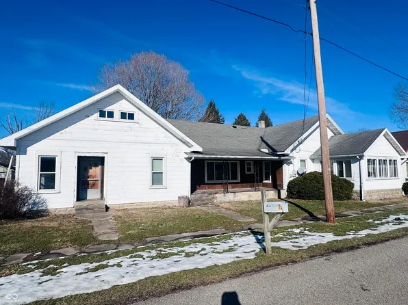 406 E Log St, Carthage, IN 46115