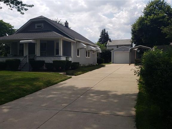 2nd image of 2854 Denman Dr