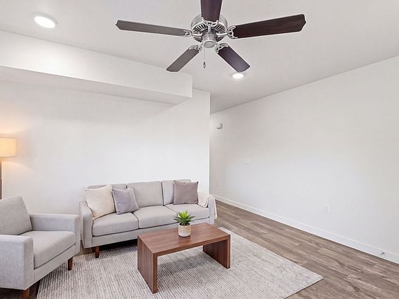 5th image of 4327 E Oconnell Ln