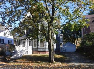 26 Davis St, Lewiston, ME 04240