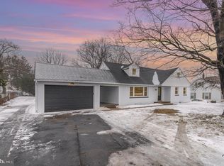 210 Lincoln St, Harrisburg, PA 17112