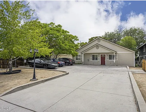 496 Highland Ave #1A Photo 1