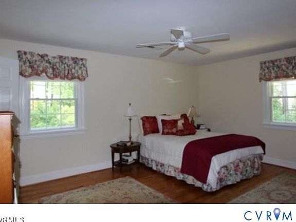 5th image of 13031 Fairway Ln