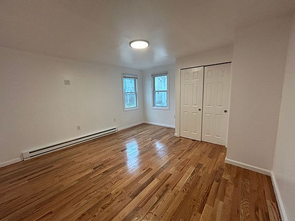 3rd image of 511 1st Ave APT 6