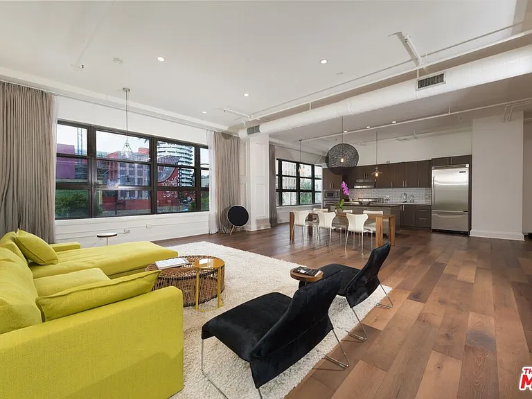 1645 Vine St #309 — Photo 2