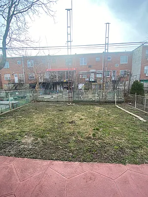 Rented by Bouklis Group | media 11