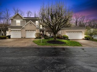 3910 Vineyard Green Dr, Cincinnati, OH 45255