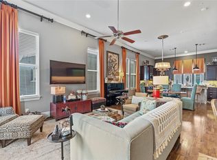 1102 Thompson St, Houston, TX 77007