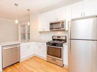 1955 W Leland Ave APT 3, Chicago, IL 60640