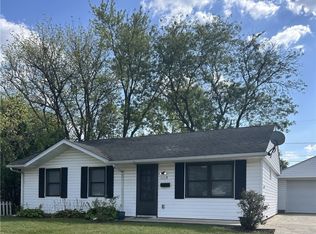 1115 Frayne Dr, New Carlisle, OH 45344
