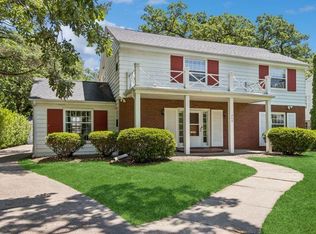 340 Hutchinson Ave, Iowa City, IA 52246