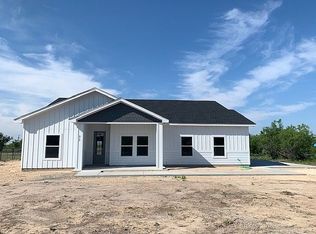 317 Dos Amigos Dr, Del Rio, TX 78840