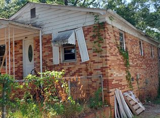 135 Glenn Rd, Greenville, SC 29607