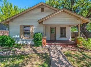 608 W Bridge St, Weatherford, TX 76086