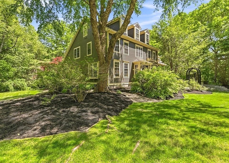 1st image of 137 Cedar St