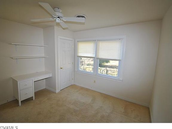 3rd image of 7015 W Grace St
