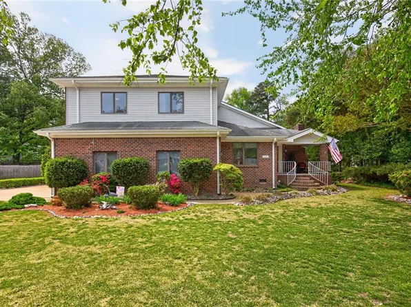 5121 Shenstone Dr, Virginia Beach, VA 23455