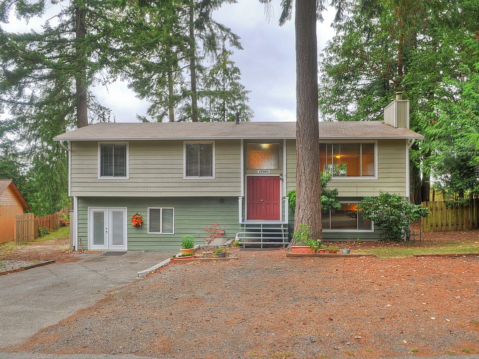 1st image of 13905 Crestview Cir NW