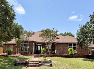 806 Mesquite, Karnes City, TX 78118