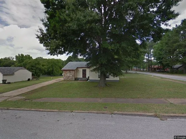 2904 Letrec Cv, Memphis, TN 38127